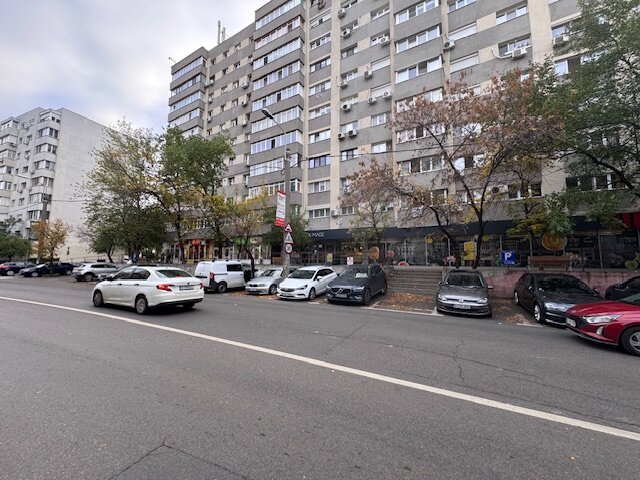 Bdul. Ramnicu Sarat, inchiriere spatiu comercial